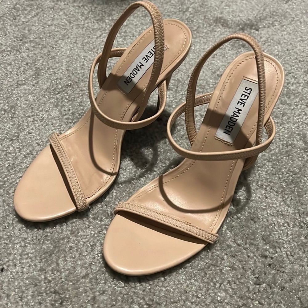 beautiful and delicate heels in a nude color